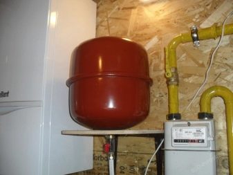 Расширительный бак в системе отопления – установка и подключение