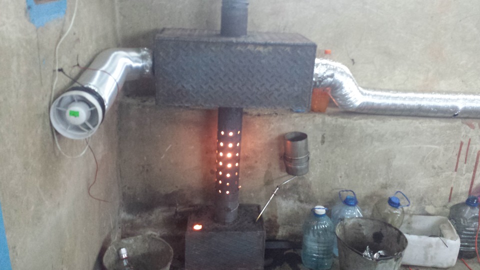 Масляная печь на отработке с вентилятором