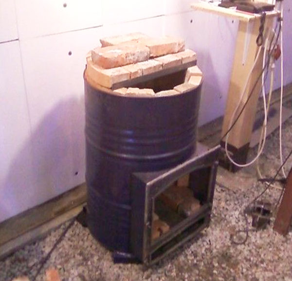 KCupe               Блог                 Печка из 200л бочки с паровым отоплением