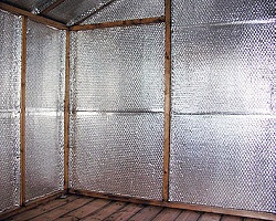 Пример теплоизоляции небольшого помещения фольгированным утеплителем