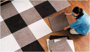 Более пристальный взгляд на три популярных разновидности ковров: ковровую плитку, флокированный ковер и иглопробивной ковер